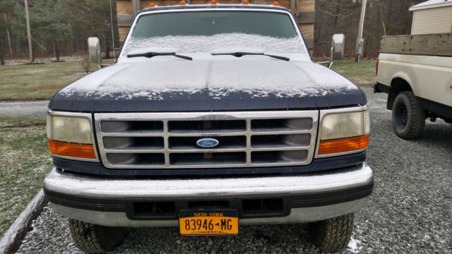 1994 Blue Ford F-450 STAKE BODY DUMP