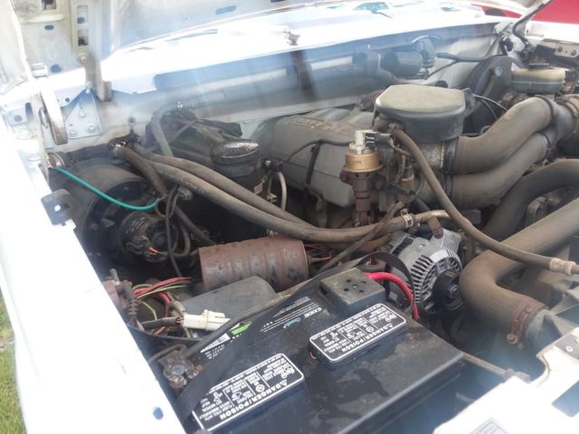 1994 White Ford F-150 Short bed  square body