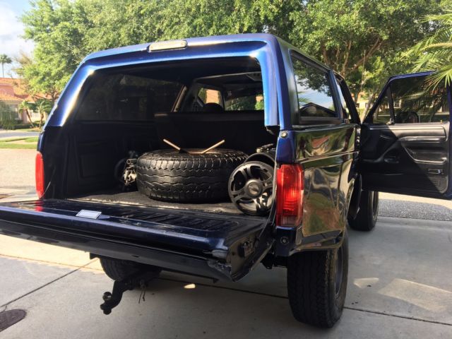 1994 Blue Ford Bronco