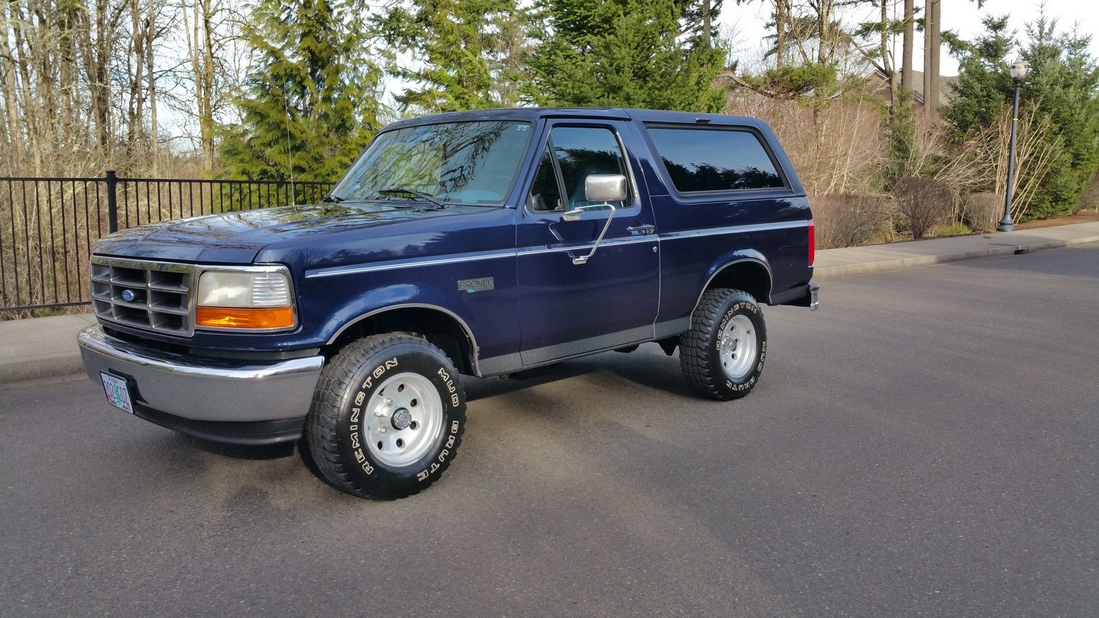 1994 Blue Ford Bronco SUV