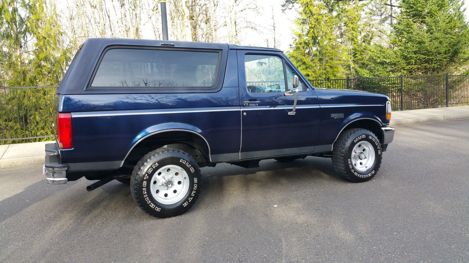 1994 Blue Ford Bronco SUV
