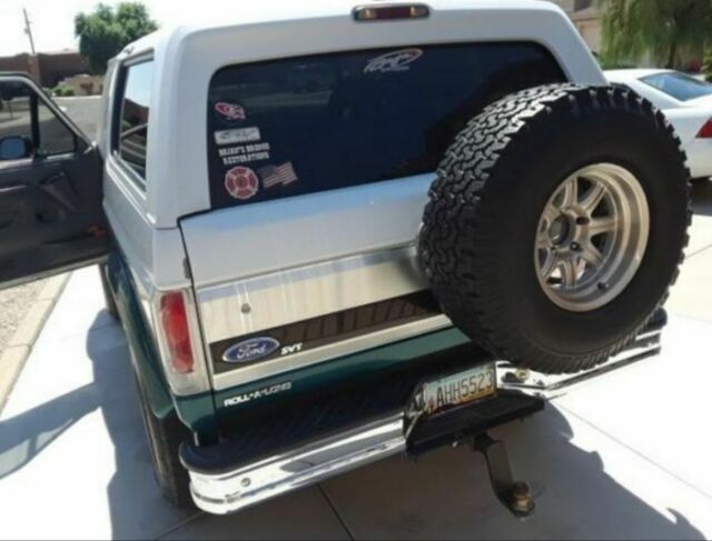1994 Gray Ford Bronco SUV
