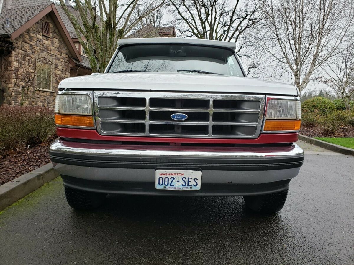 1994 White Ford Bronco SUV