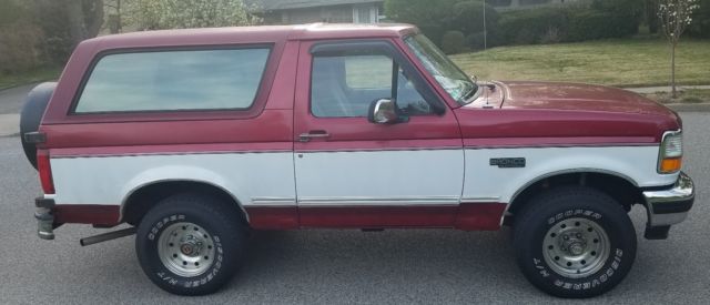 1994 Red Ford Bronco Wagon