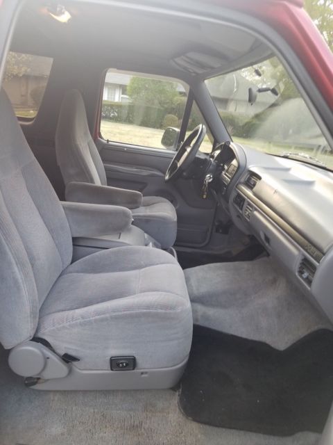 1994 Red Ford Bronco Wagon