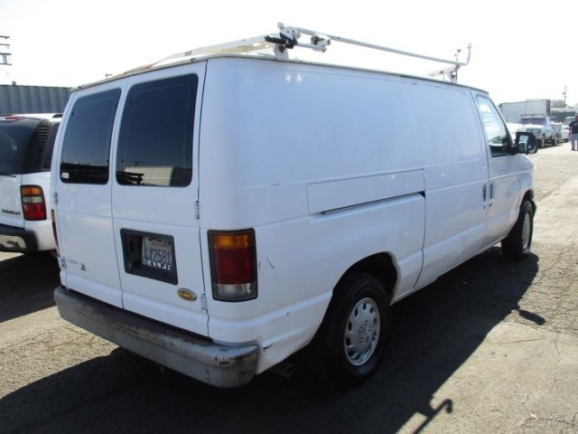1994 White Ford E-Series Van Minivan/Van