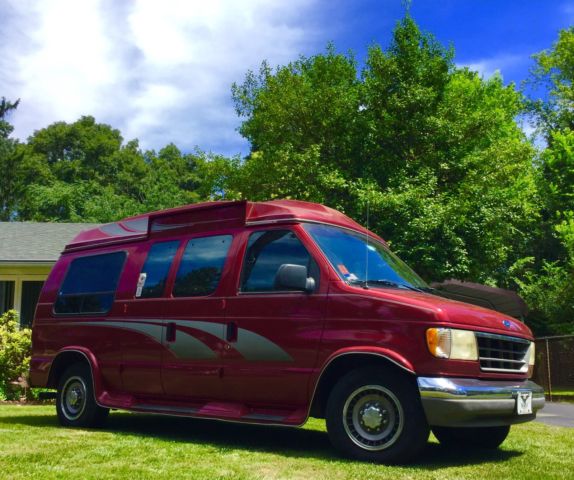 1994 Red Ford E-Series Van