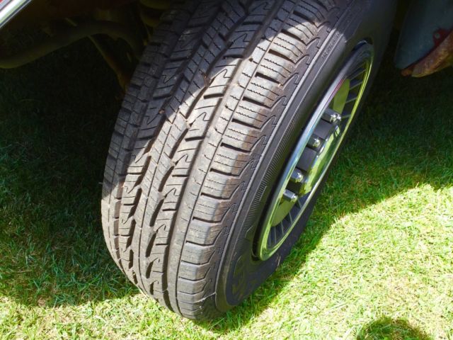 1994 Red Ford E-Series Van