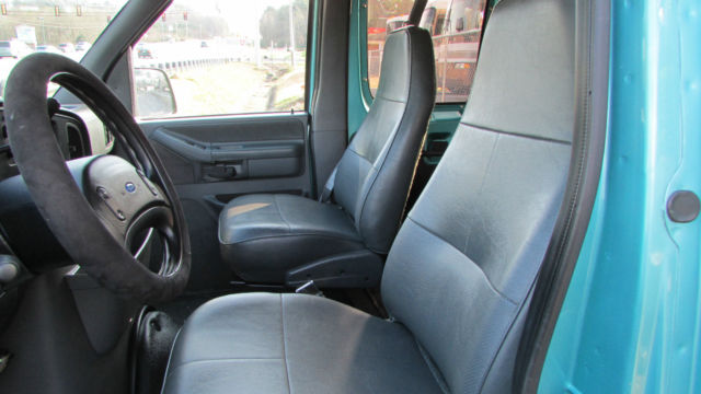 1994 Teal Ford E-Series Van 15 Passenger Van