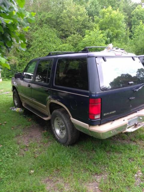 1994 Green Ford Explorer SUV