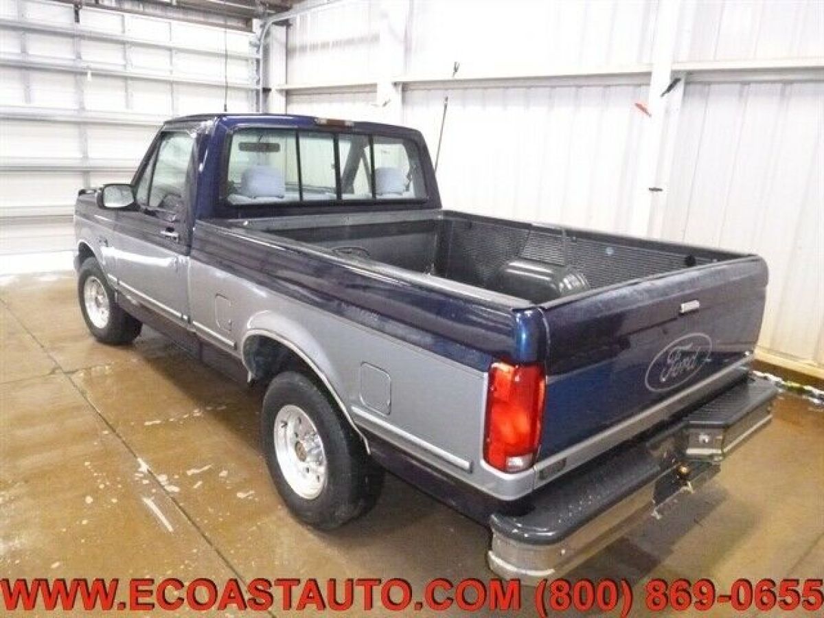 1994 Blue Ford F-150 Truck