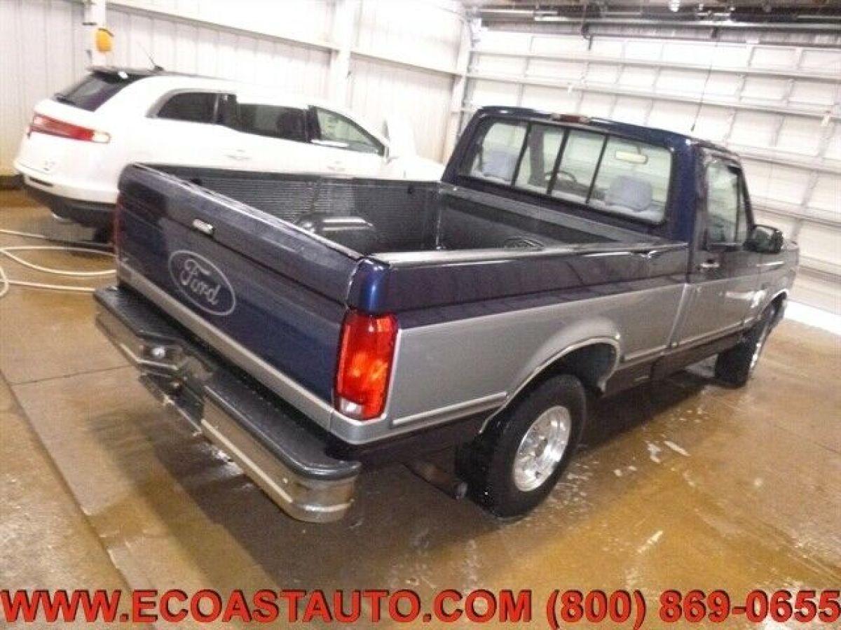 1994 Blue Ford F-150 Truck