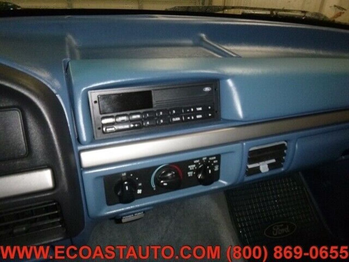 1994 Blue Ford F-150 Truck