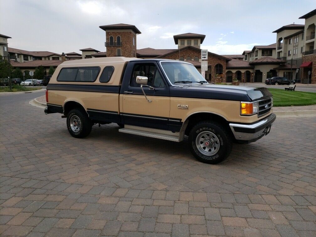1991 Blue Ford F-150 Standard Cab Pickup