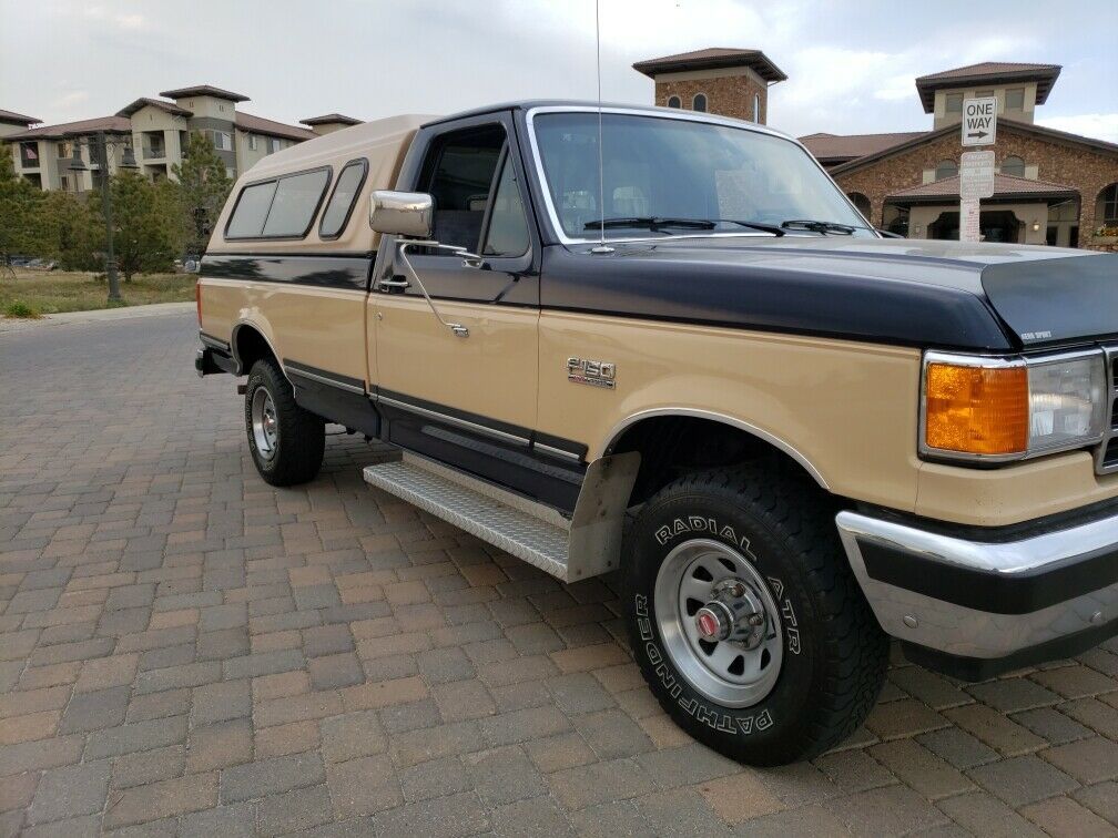 1991 Blue Ford F-150 Standard Cab Pickup