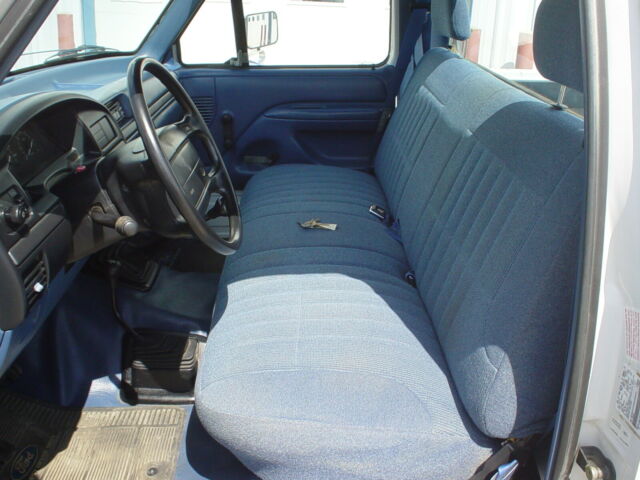 1994 WHITE Ford F-150 Standard Cab Pickup