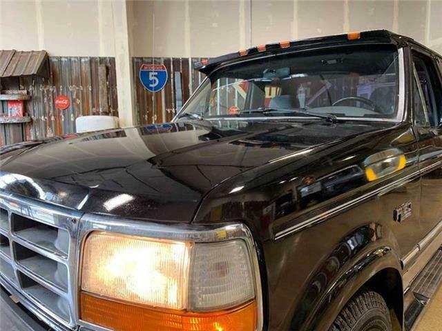 1994 Black Ford F-150 Pickup Truck