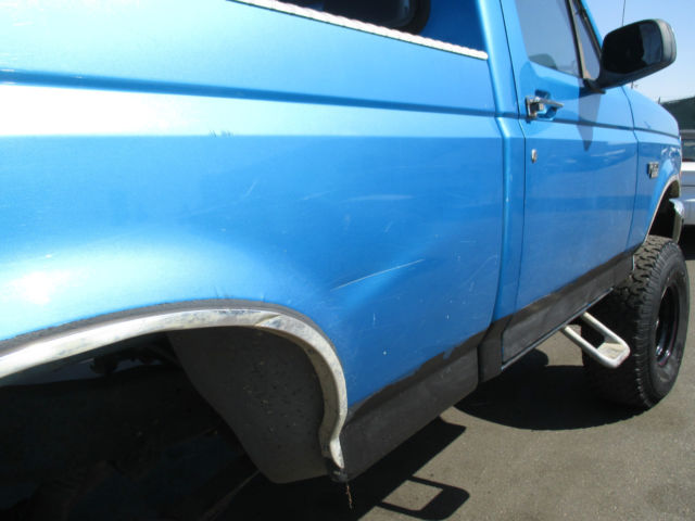 1994 Blue Ford F-150 Standard Cab Pickup
