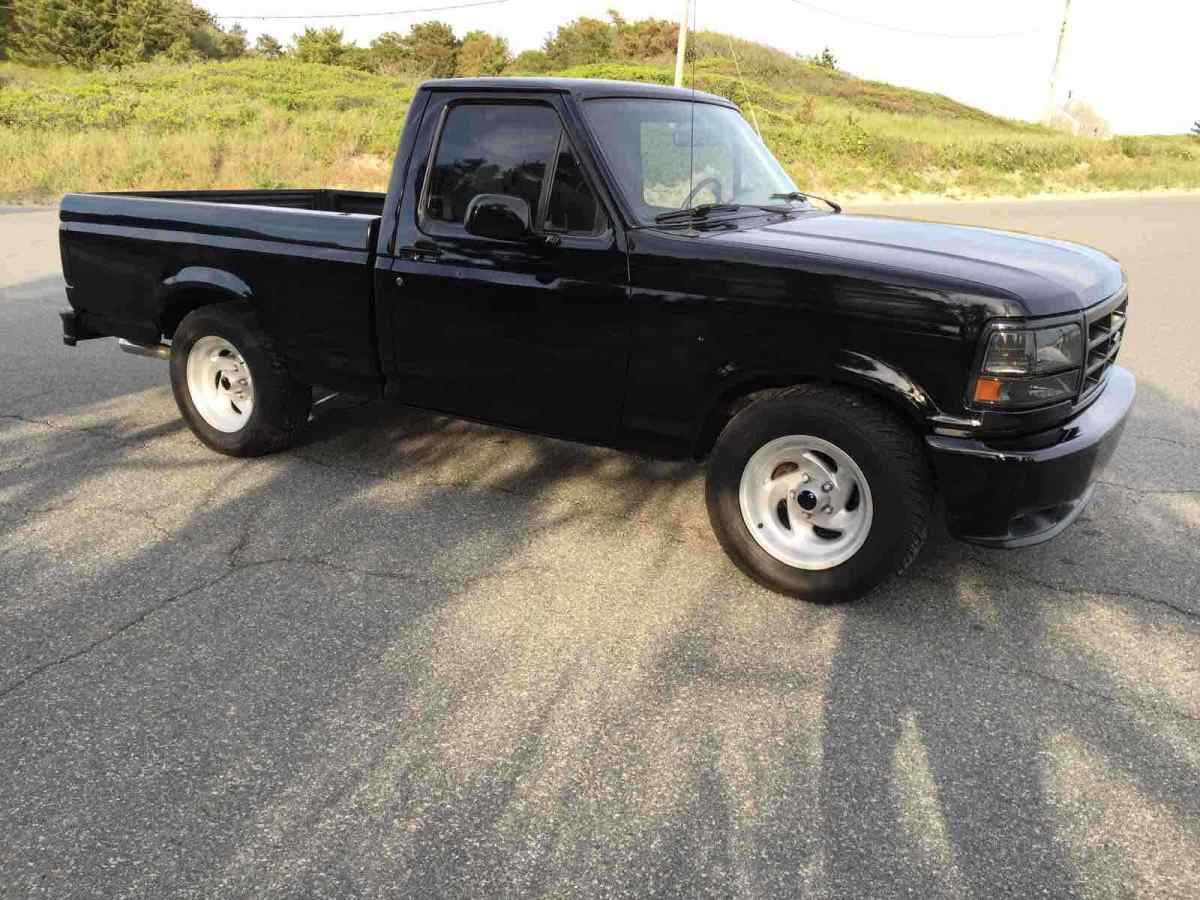 1994 Black Ford F-150 Pickup