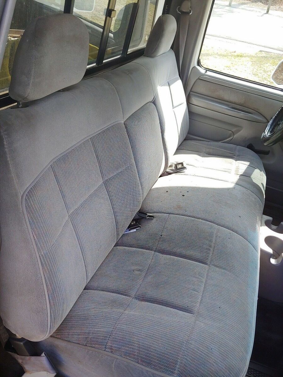 1994 White Ford F-150 Pickup