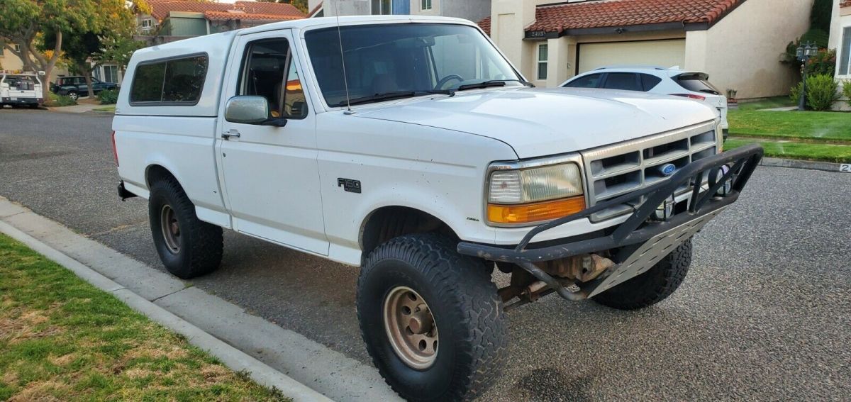 1994 Green Ford F-150 Standard Cab Pickup