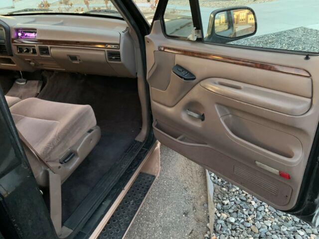 1994 Ford F-150 Standard Cab Pickup