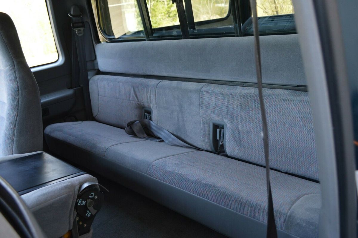 1994 Green Ford F-150 Extended Cab Pickup