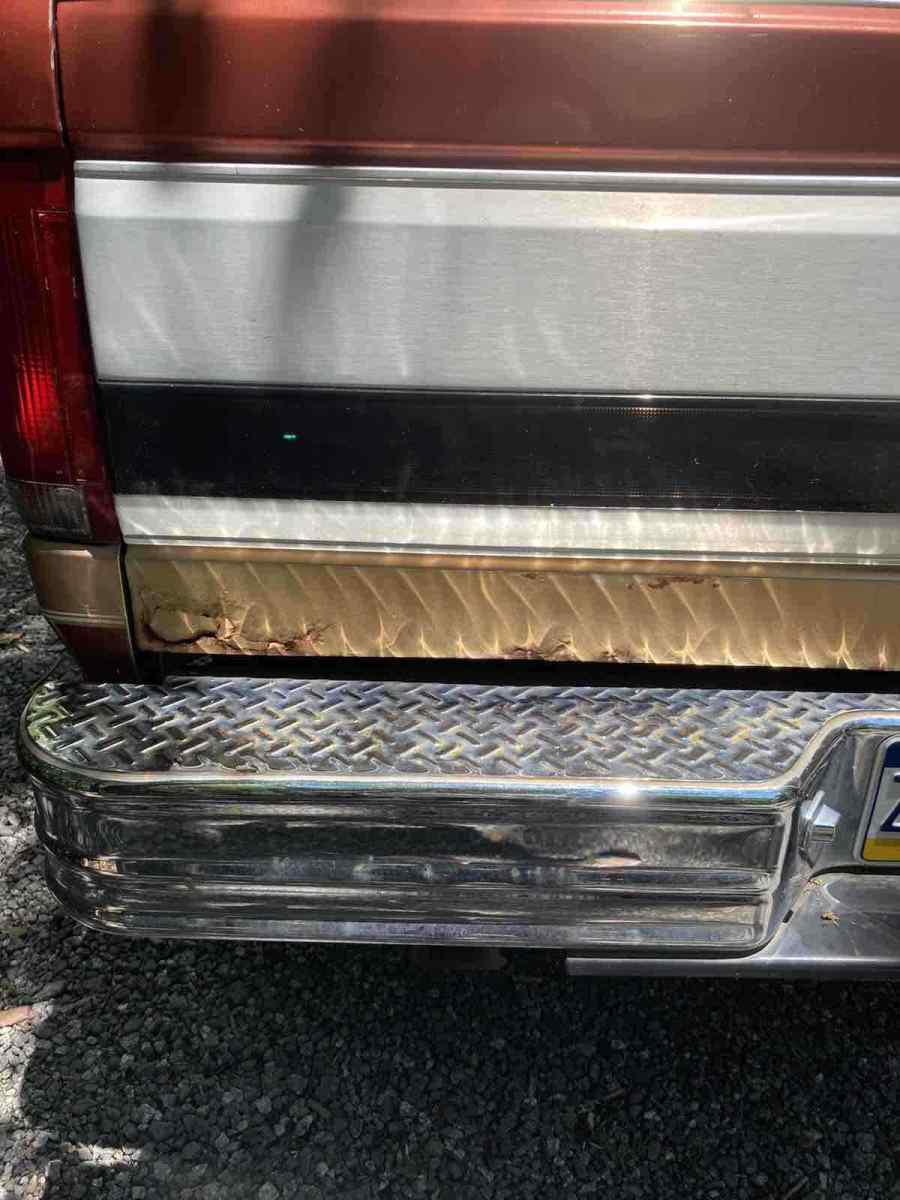 1994 Brown Ford F-150 Pickup