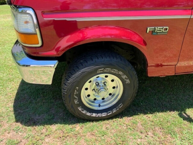 1994 Black Ford F-150 Pickup Truck