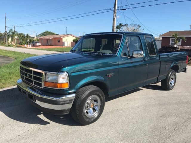 1994 Green Ford F-150 Extended Cab Pickup