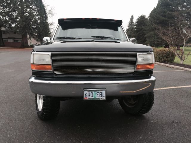 1994 Black Ford F-150 Extended Cab Pickup