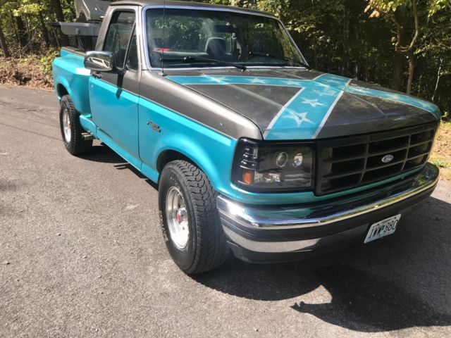 1994 Teal Ford F-150 Standard Cab Pickup