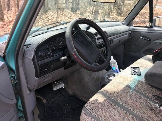 1994 Teal Ford F-150 Standard Cab Pickup