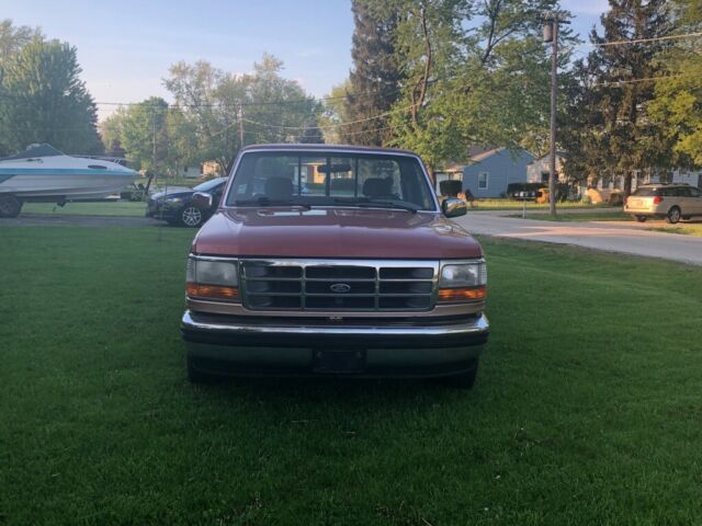 1994 Coral/Beige Ford F-150 Standard Cab Pickup