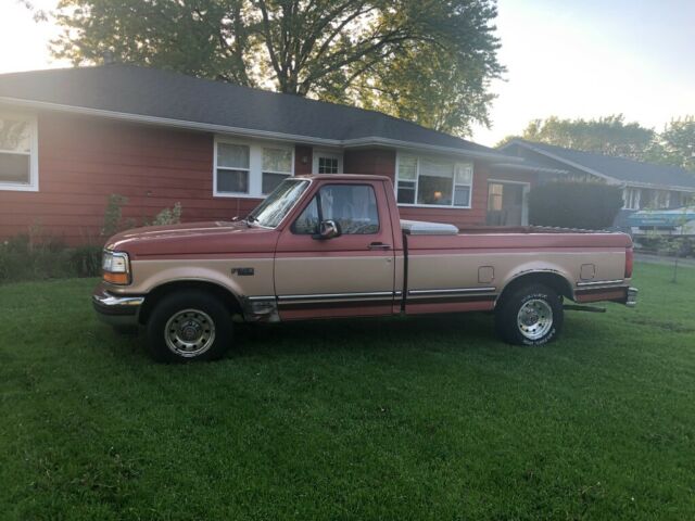 1994 Coral/Beige Ford F-150 Standard Cab Pickup