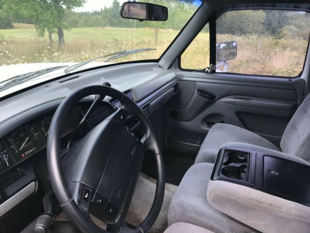 1994 White Ford F-150 Extended Cab Pickup