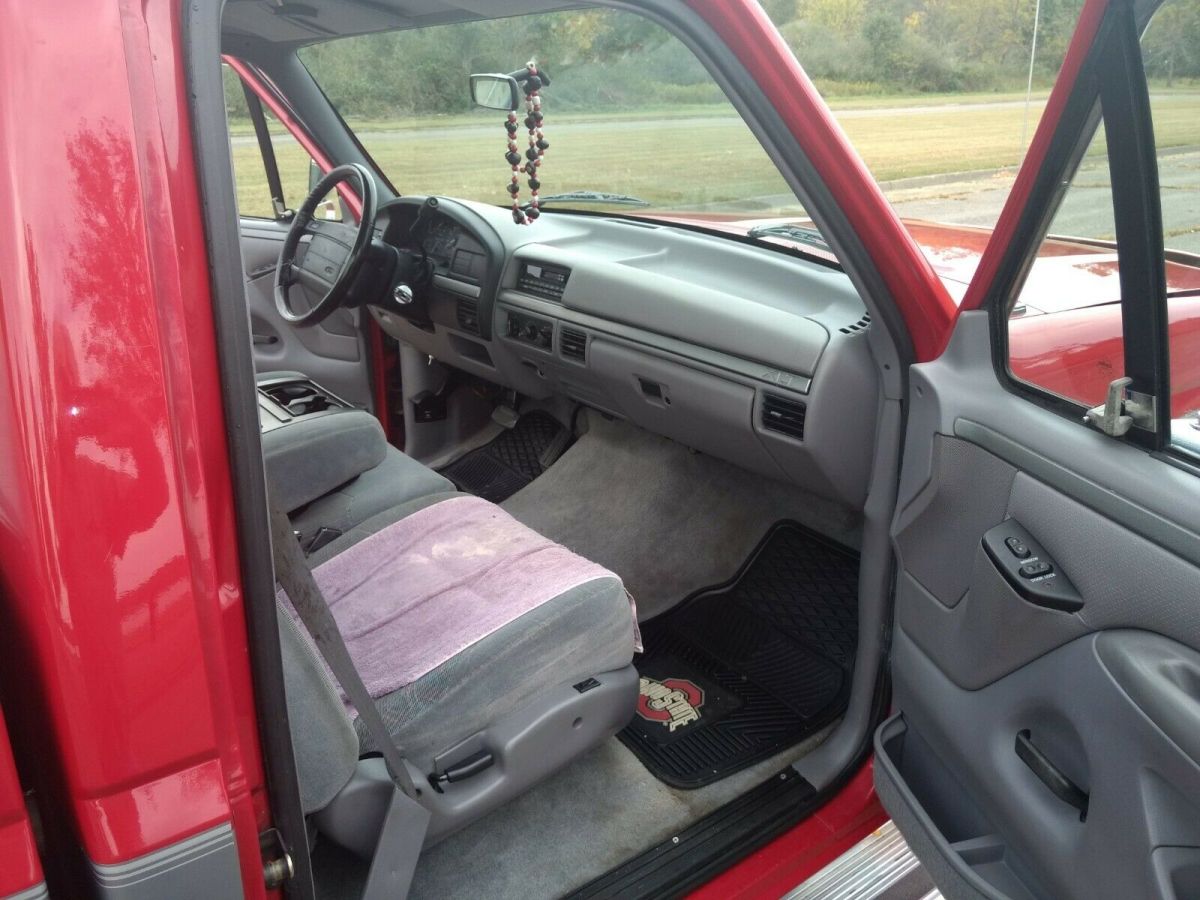 1994 Red & grey Ford F-150 Cab & Chassis