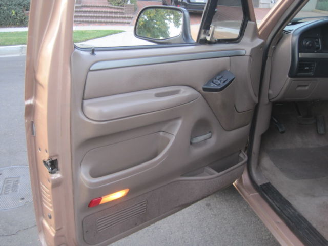 1994 TUCSON BRONZE Ford F-150 PICKUP
