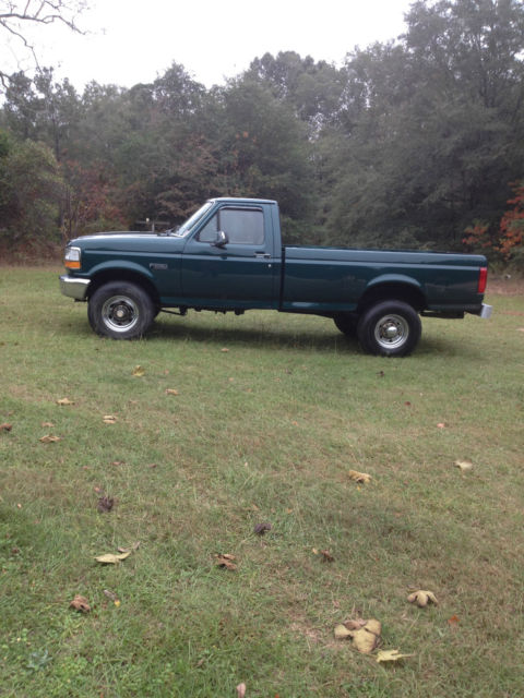 1994 Green Ford F-250 Standard Cab Pickup