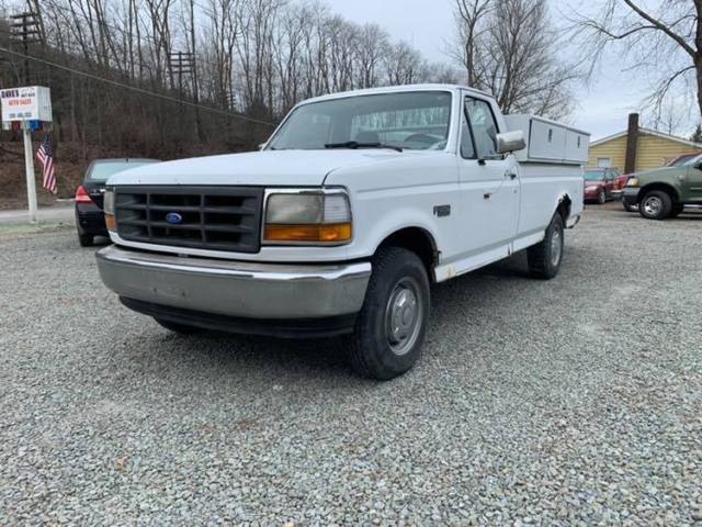 1994 White Ford F-250 Standard Cab Pickup
