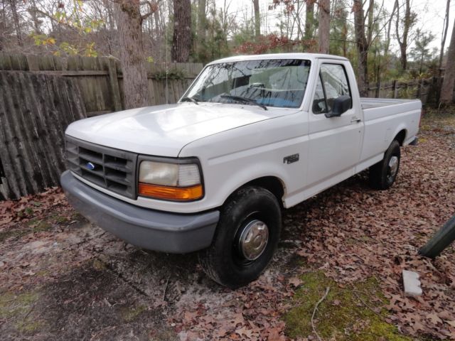 1994 White Ford F-250