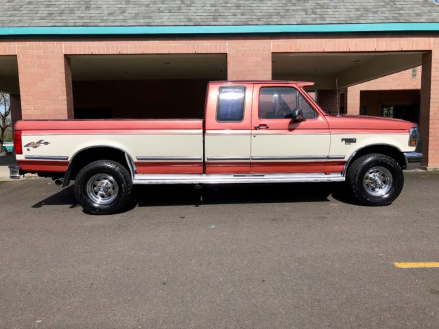 1994 Salmon&White Ford F-250 Extended Cab Pickup