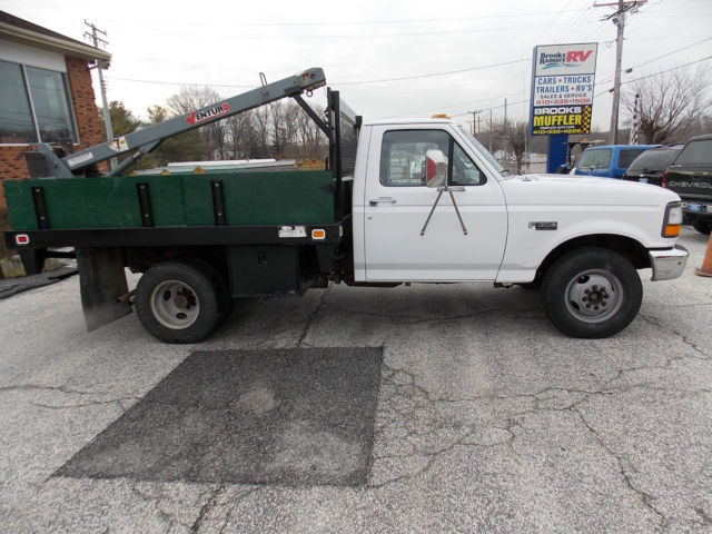 1994 White Ford F-350 Standard Cab Pickup
