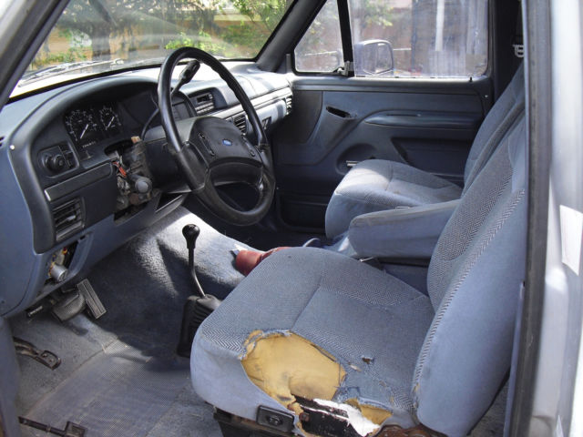 1994 White Ford F-150 Extended Cab Pickup