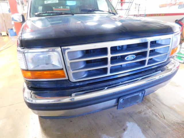 1994 Black Ford F-150