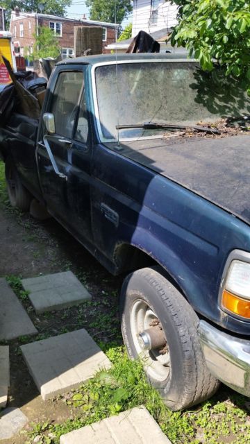 1994 Green Ford F-250 Crew Cab Pickup