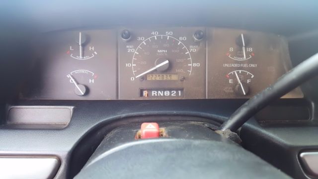 1994 White Ford F-250 Standard Cab Pickup