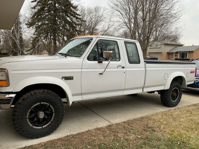 1994 White Ford F-250 Extended Cab Pickup