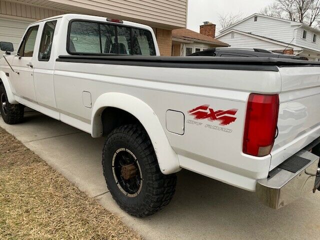 1994 White Ford F-250 Extended Cab Pickup