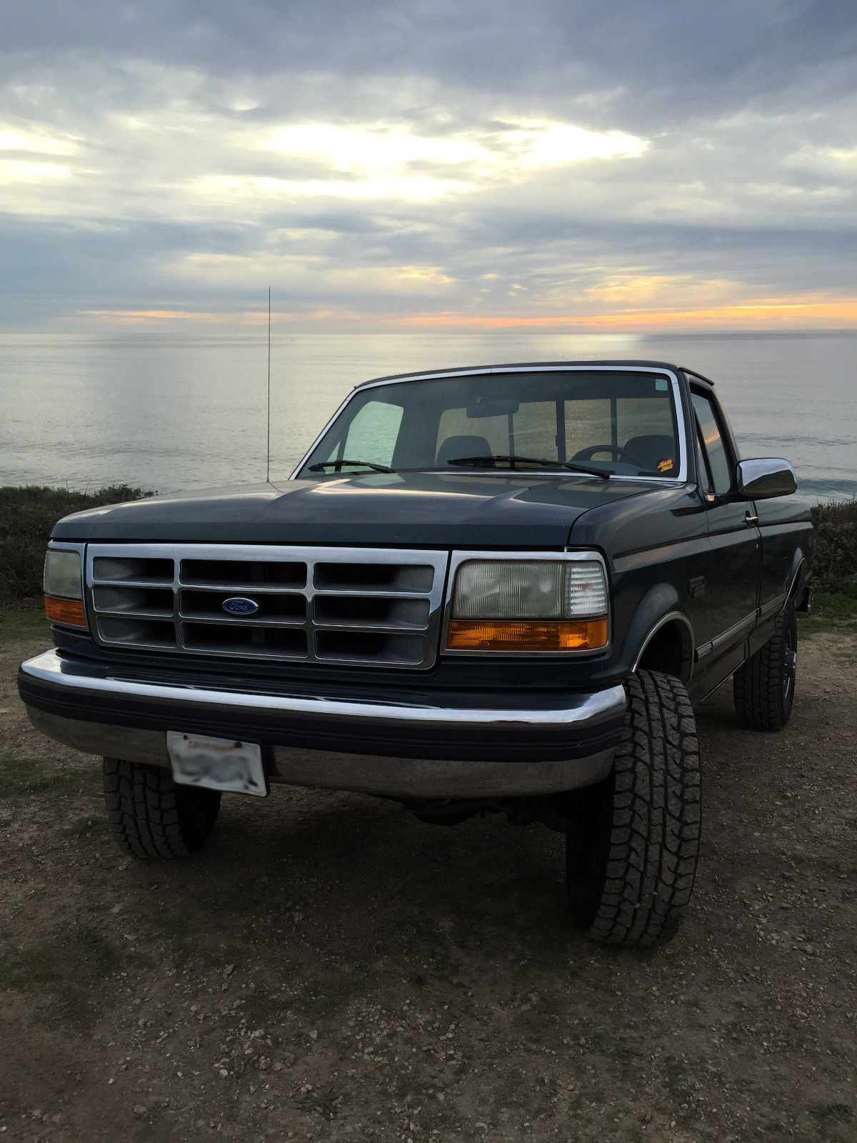 1994 Green Ford F-250 Standard Cab Pickup